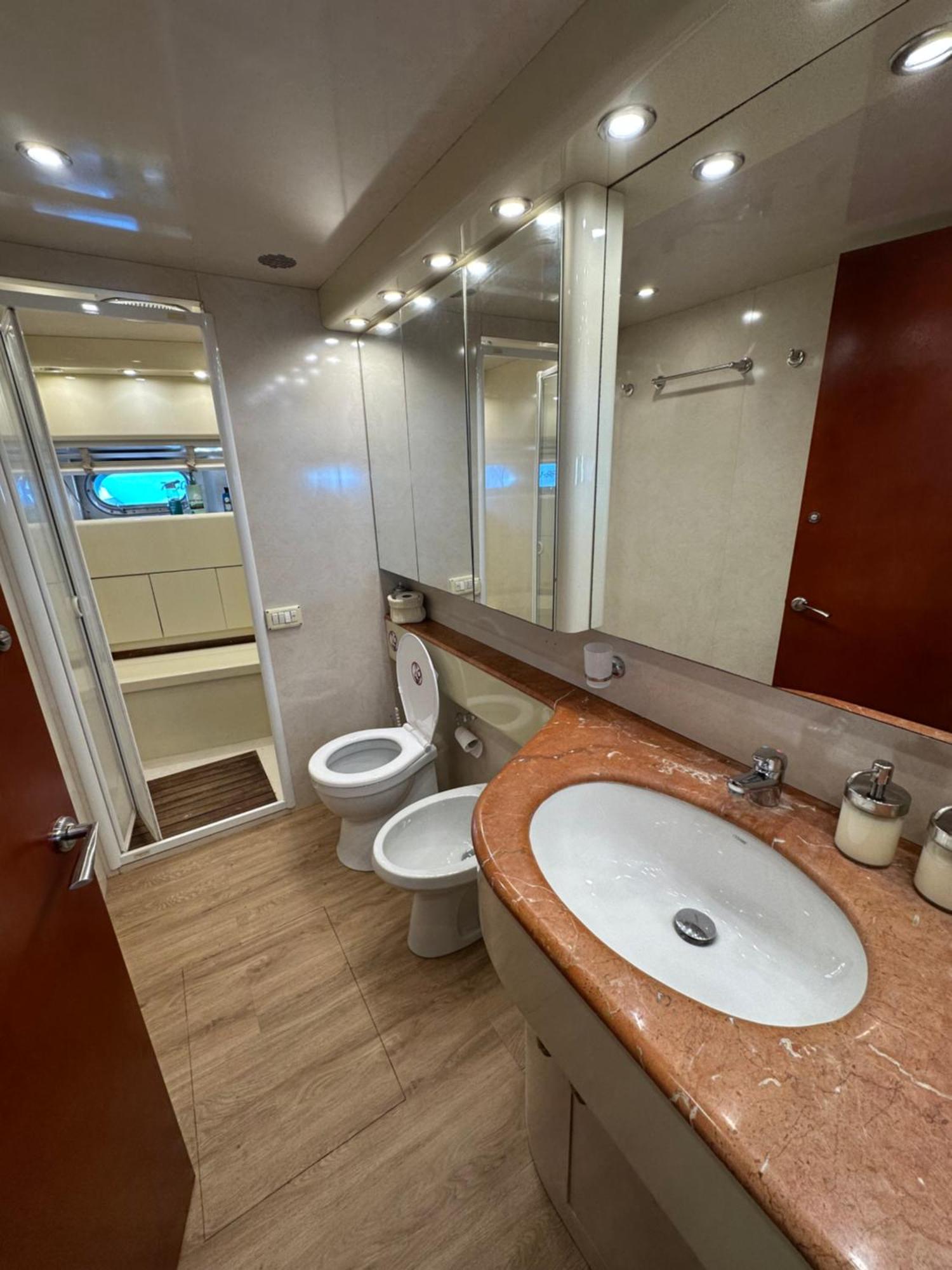 Yacht 20Metros Hotel Sant Adria de Besos Ngoại thất bức ảnh